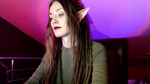 Dalia  online show from December 21, 1:42 pm