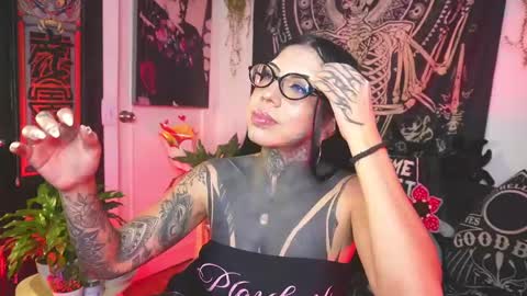 dalia_vorhees online show from June 6, 2:05 am