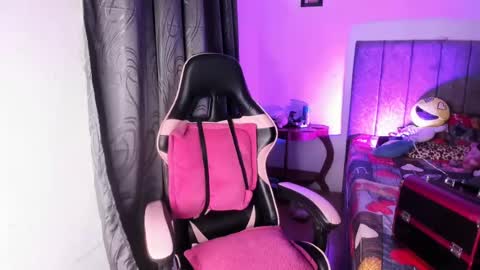 Dalia April online show from July 24, 1:03 am