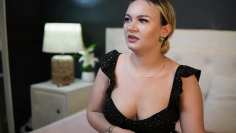 Snapshot of daliamissy chatting on June 7, 8:23 pm Dalia online show from June 7, 8:23 pm