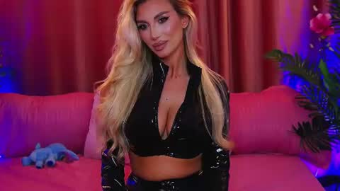DalidaSelena online show from June 9, 5:02 pm