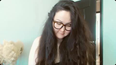 Snapshot of dalidayes chatting on January 16, 5:55 am Dali online show from January 16, 5:55 am