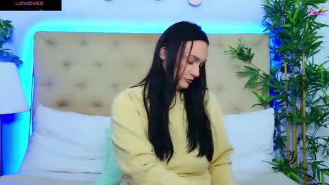 daliyaa_ online show from February 23, 12:57 pm