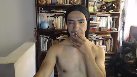 Snapshot of daliygala chatting on April 21, 6:34 pm JamesDali online show from April 21, 6:34 pm