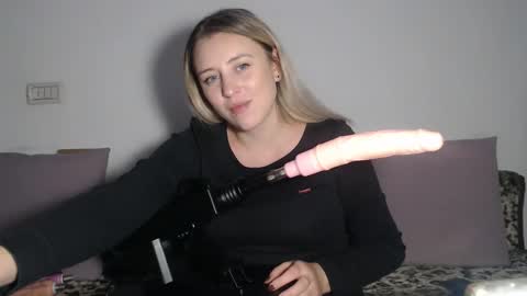 Maria online show from October 14, 8:53 pm