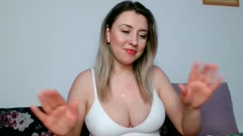 Maria online show from April 20, 9:16 pm