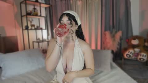 Snapshot of dalylarose chatting on June 19, 1:15 pm Dalyla online show from June 19, 1:15 pm