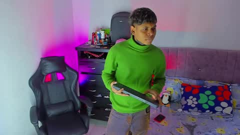 damar_felipe online show from March 29, 10:43 pm