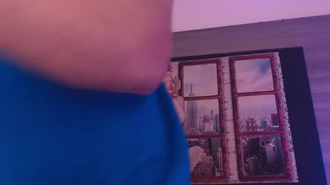 Snapshot of damara_ochoa chatting on November 11, 5:07 am online show from November 11, 5:07 am