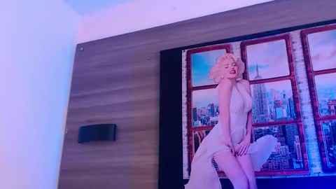 Snapshot of damara_ochoa chatting on November 28, 3:20 am online show from November 28, 3:20 am