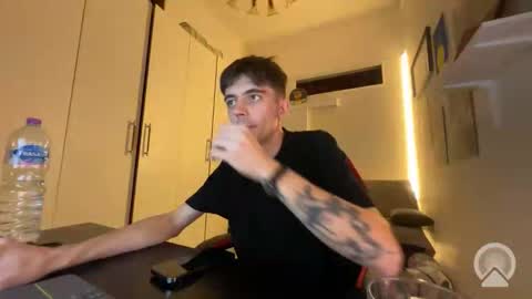 OnlyEry online show from October 21, 6:08 pm