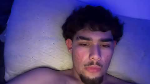 Snapshot of damiam_xj chatting on December 24, 12:44 am damiam xj online show from December 24, 12:44 am