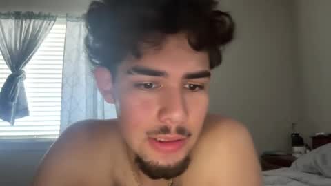 Snapshot of damiam_xj chatting on September 15, 3:01 pm damiam xj online show from September 15, 3:01 pm