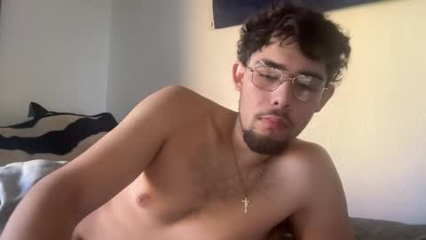 Snapshot of damiam_xj chatting on November 10, 4:39 pm damiam xj online show from November 10, 4:39 pm