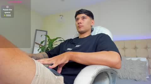 DAMIAN online show from February 28, 12:20 pm