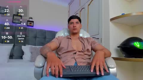 DAMIAN online show from March 6, 1:14 pm