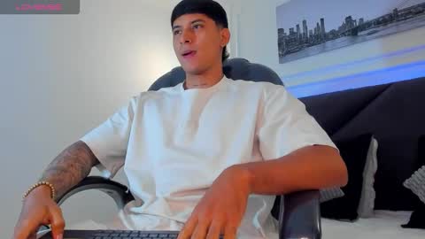 DAMIAN online show from March 13, 12:56 pm