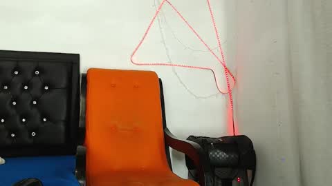 damian_hart_24cm online show from January 12, 11:04 am