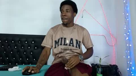 damian_hart_24cm online show from June 18, 9:58 am