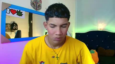 Snapshot of damian_latinxxx chatting on February 2, 2:27 am Damian online show from February 2, 2:27 am