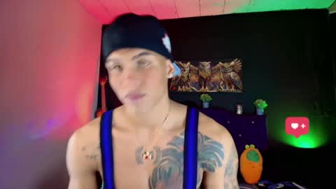 Snapshot of damian_latinxxx chatting on February 26, 6:04 am Damian online show from February 26, 6:04 am