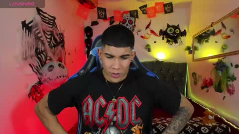 Snapshot of damian_latinxxx chatting on October 17, 3:10 am Damian online show from October 17, 3:10 am