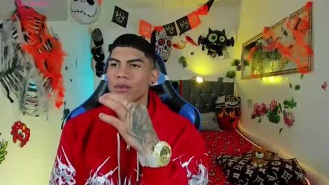 Snapshot of damian_latinxxx chatting on October 22, 3:07 am Damian online show from October 22, 3:07 am