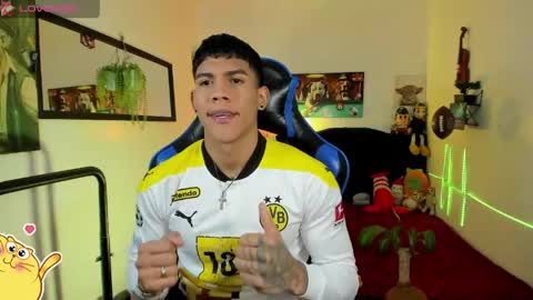 Damian online show from April 20, 3:09 am