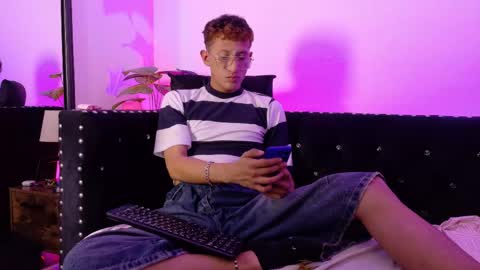 Damian  online show from April 19, 4:45 am