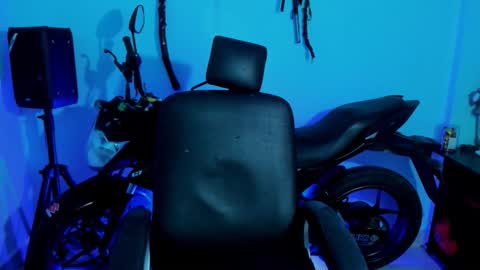 Damian torner online show from October 6, 8:01 am