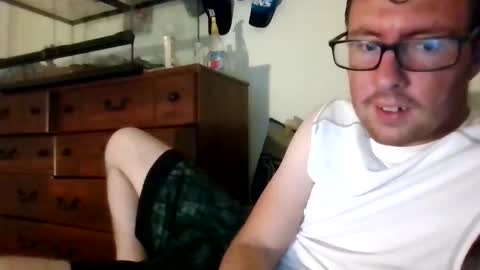Snapshot of damianlions chatting on June 8, 1:39 am Damian online show from June 8, 1:39 am