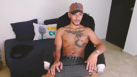 instagram damiannreed. online show from September 10, 11:10 am