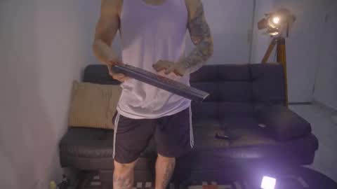 insta damn8   --------  online show from October 25, 3:18 pm