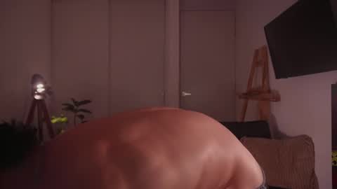 insta damn8   --------  online show from November 27, 12:35 am