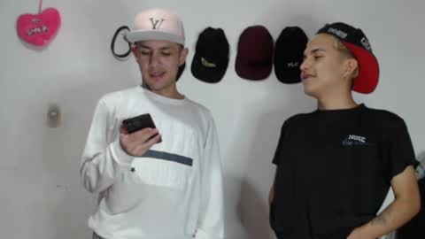 damiansexyboy69 online show from November 23, 3:28 am