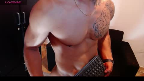 ---Taylor--- online show from March 7, 4:35 am