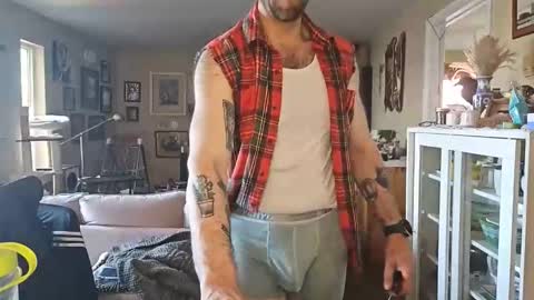 damien_mace online show from May 2, 1:05 pm