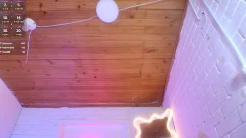 Damii online show from February 11, 9:42 am