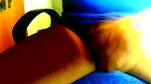 Snapshot of dammerl6 chatting on November 7, 10:59 am Dammerl online show from November 7, 10:59 am