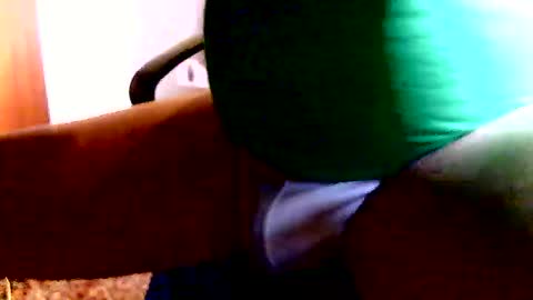 Snapshot of dammerl6 chatting on March 16, 7:56 am Dammerl online show from March 16, 7:56 am