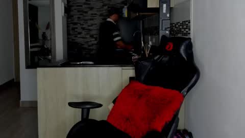 INSTAGRAM  DAMMIANMILLEROFICIAL online show from January 16, 11:47 am