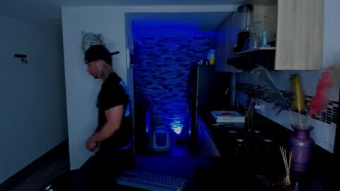 INSTAGRAM  DAMMIANMILLEROFICIAL online show from February 2, 5:06 am