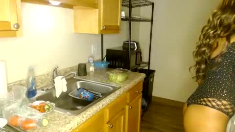 Nova online show from November 11, 6:19 pm