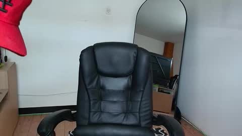 Damon online show from November 27, 6:54 pm