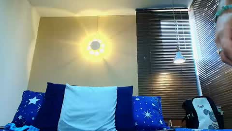 Damon  Salvatore online show from April 21, 7:06 pm