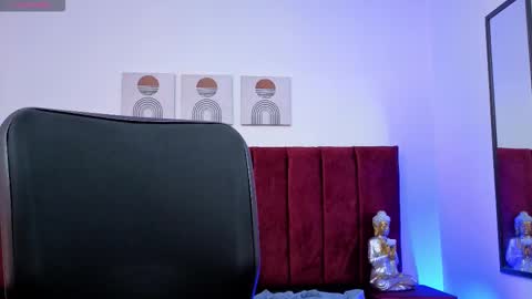 Snapshot of damonblackj chatting on November 6, 8:21 pm Damon online show from November 6, 8:21 pm