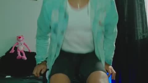 Snapshot of damonblackj chatting on February 25, 9:02 pm Damon online show from February 25, 9:02 pm