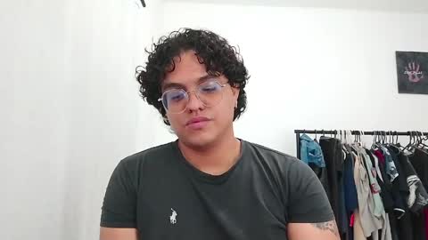 Diane Blosson online show from April 22, 1:52 am