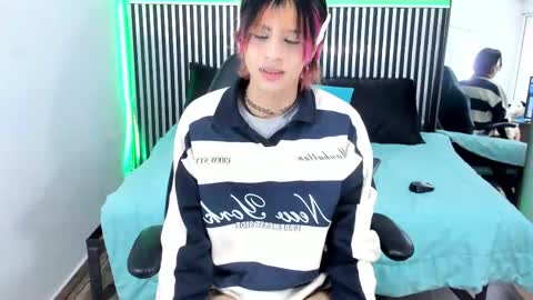 Snapshot of dan_copers chatting on September 10, 1:55 pm D A N online show from September 10, 1:55 pm