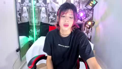 Snapshot of dan_copers chatting on November 30, 3:27 pm D A N online show from November 30, 3:27 pm